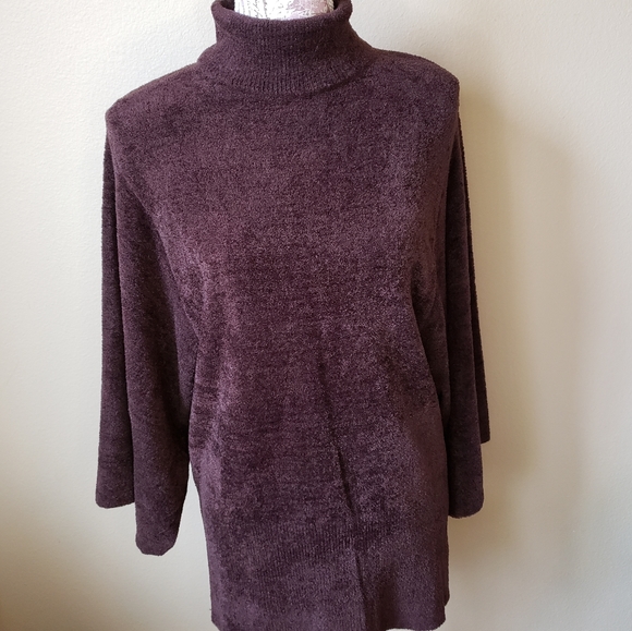 Gabriella Rossi Soft Ribbed Waist Hem Sweater - Picture 2 of 8